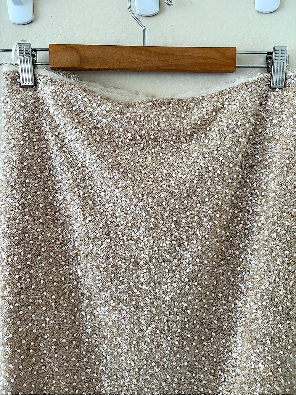 Zara Embellished Midi Skirt in Pink Size Medium Like New